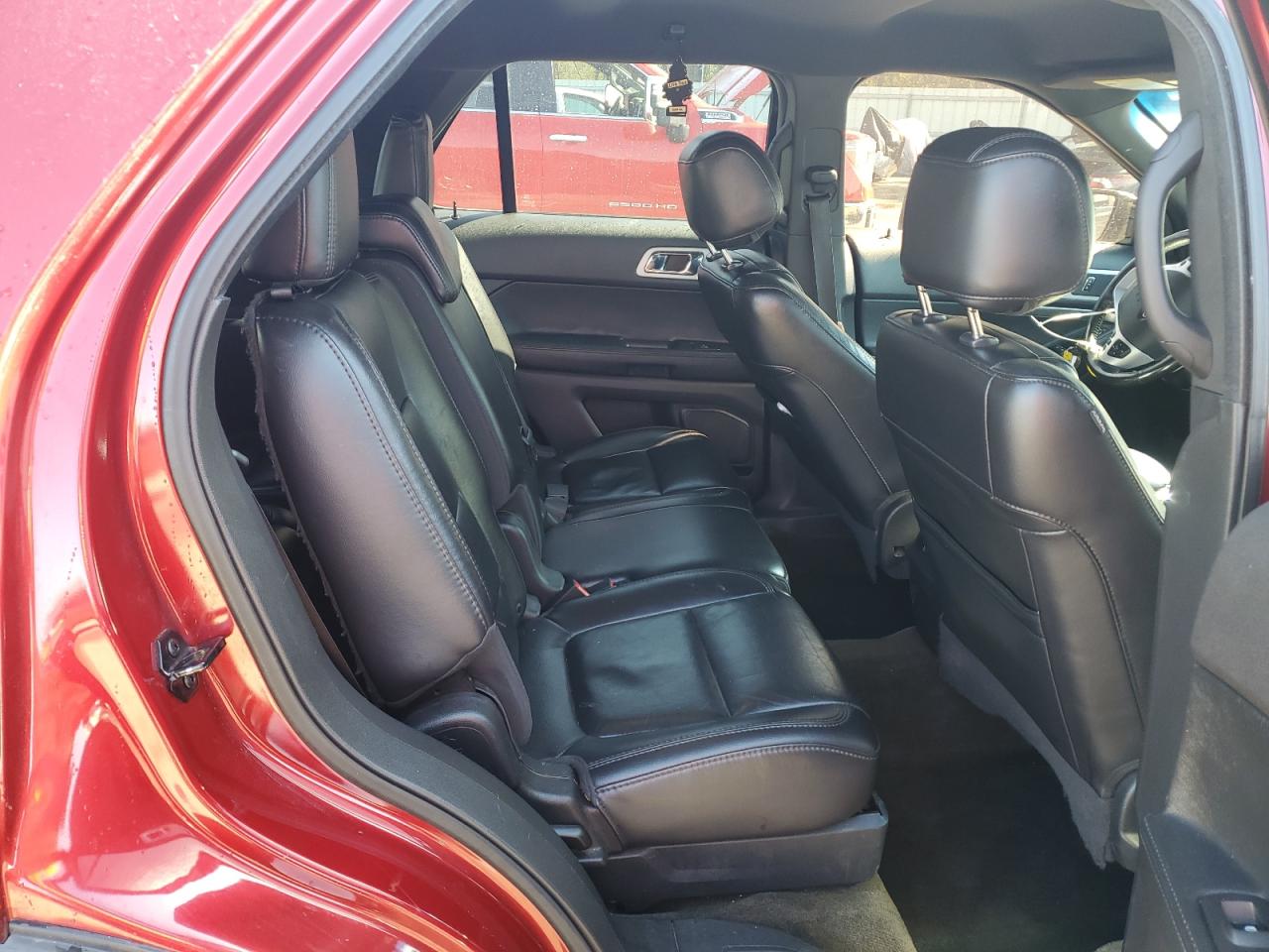 2013 Ford Explorer - Image 11