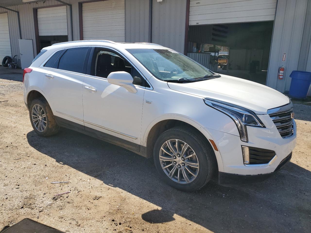 2017 Cadillac XT5 - Image 4