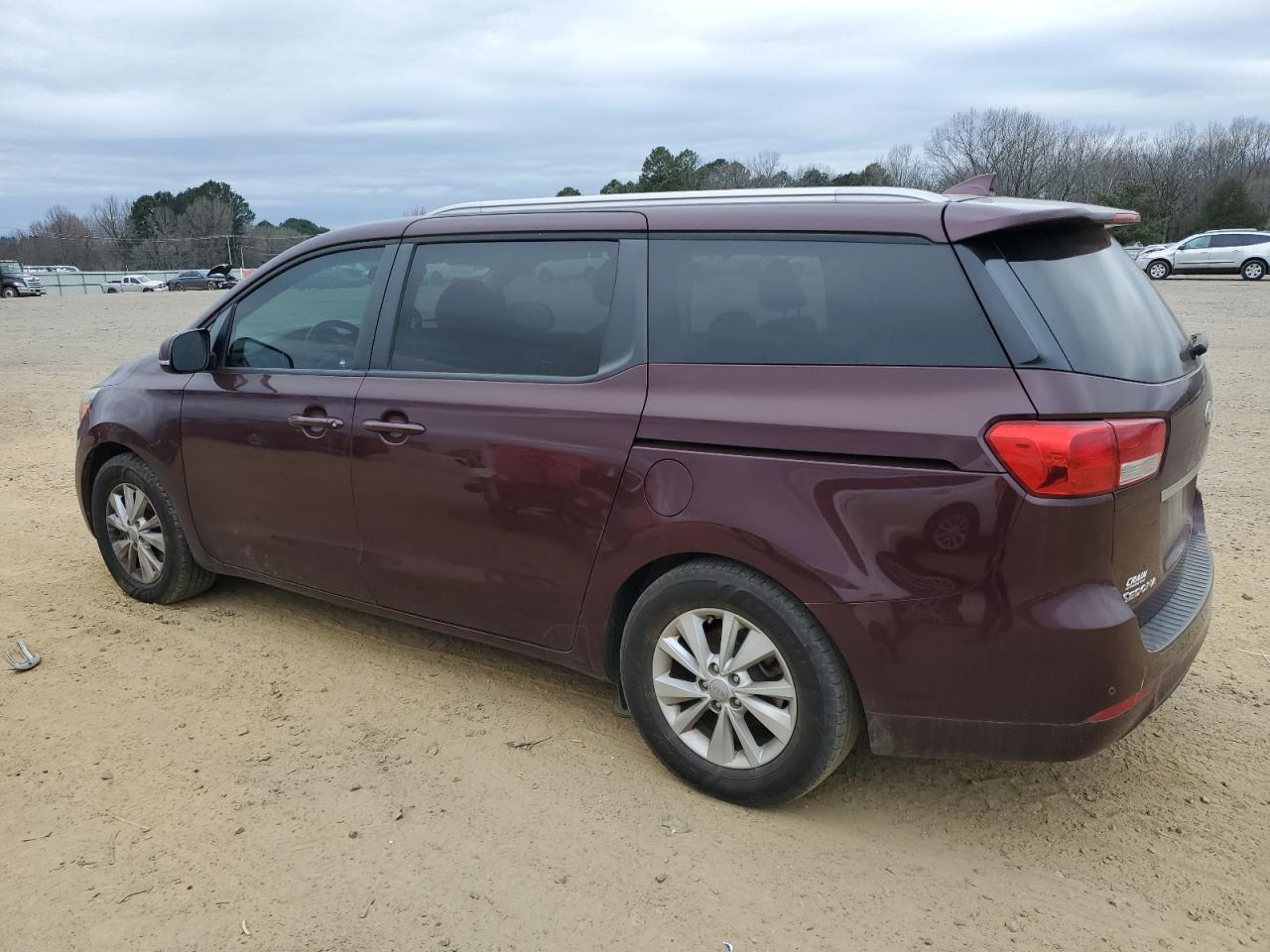 2018 Kia Sedona - Image 2