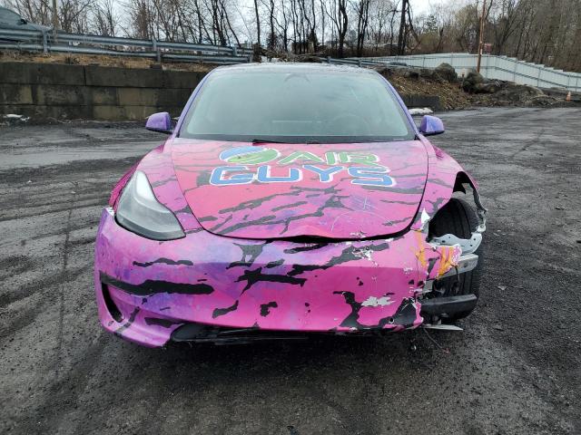  TESLA MODEL 3 2021 Два тона