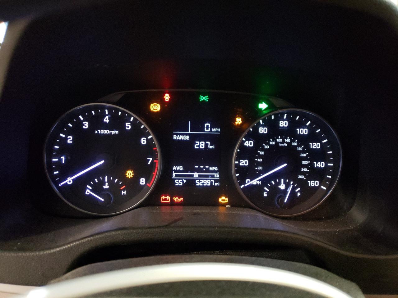 2017 Hyundai Elantra - Image 9
