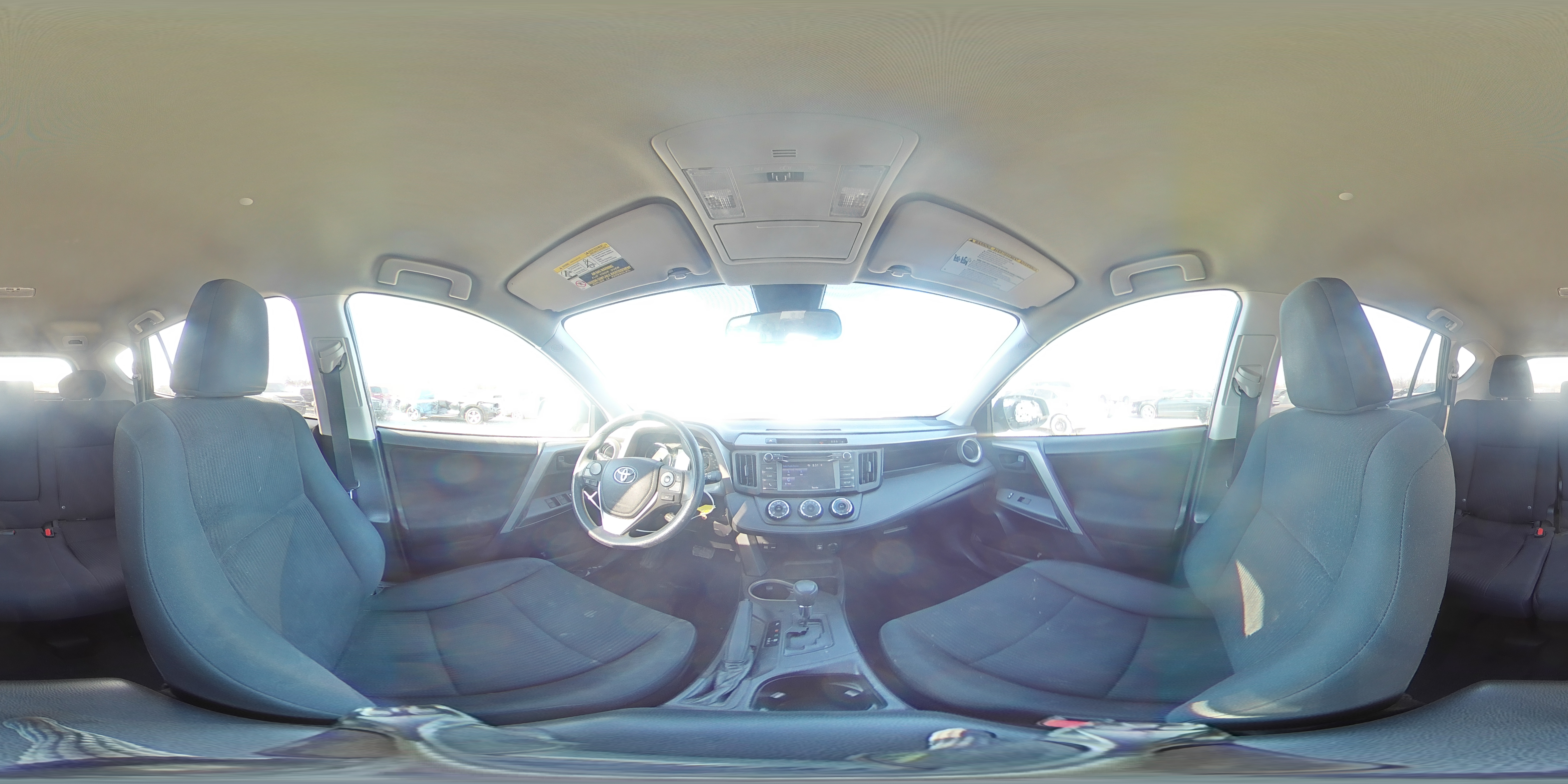 2017 Toyota RAV 4 - Image 13