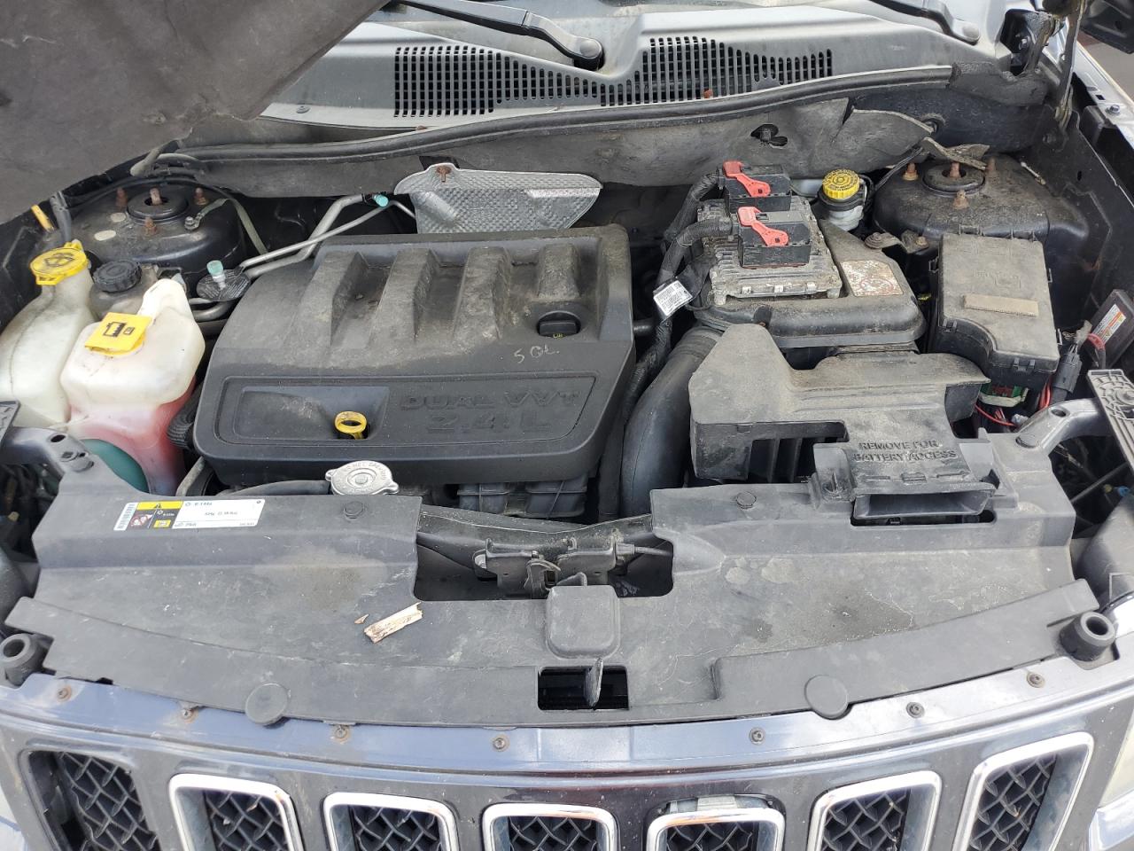 2014 Jeep Compass - Image 14