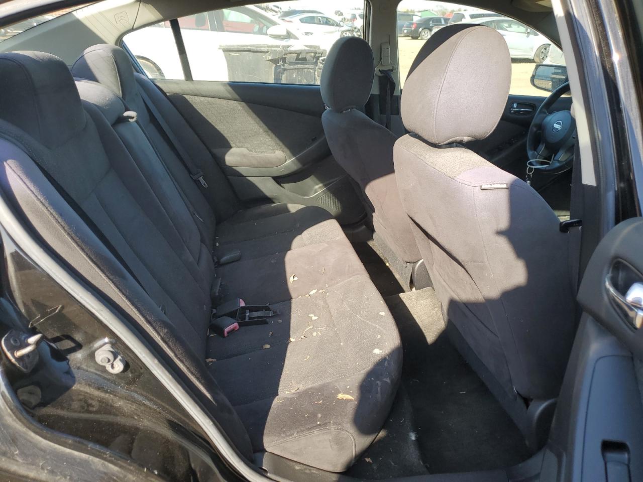 2010 Nissan Altima - Image 11