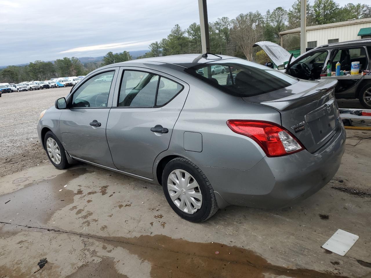 2014 Nissan Versa - Image 2