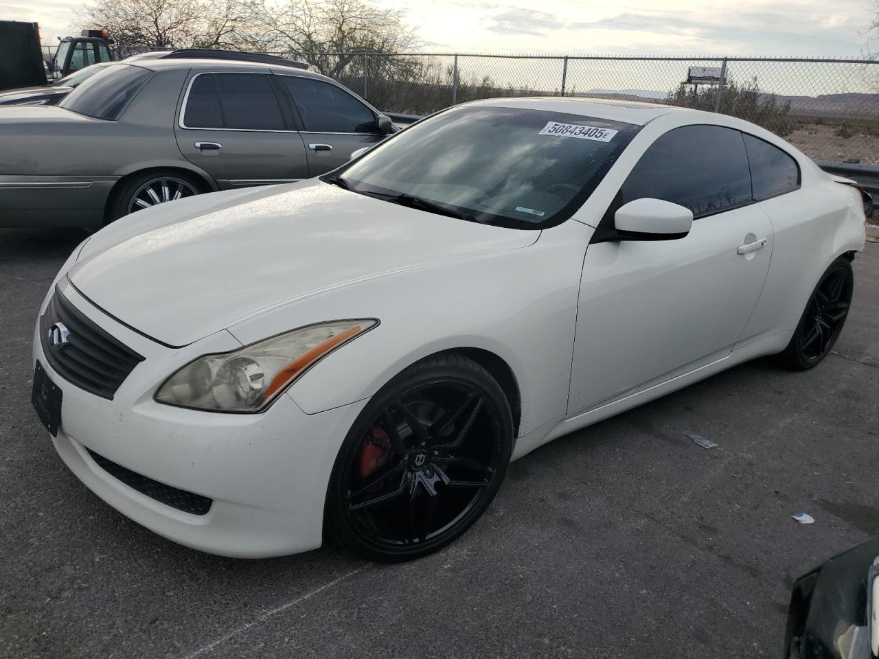 2009 INFINITI G37 WHITE VIN: JNKCV64E59M606518
