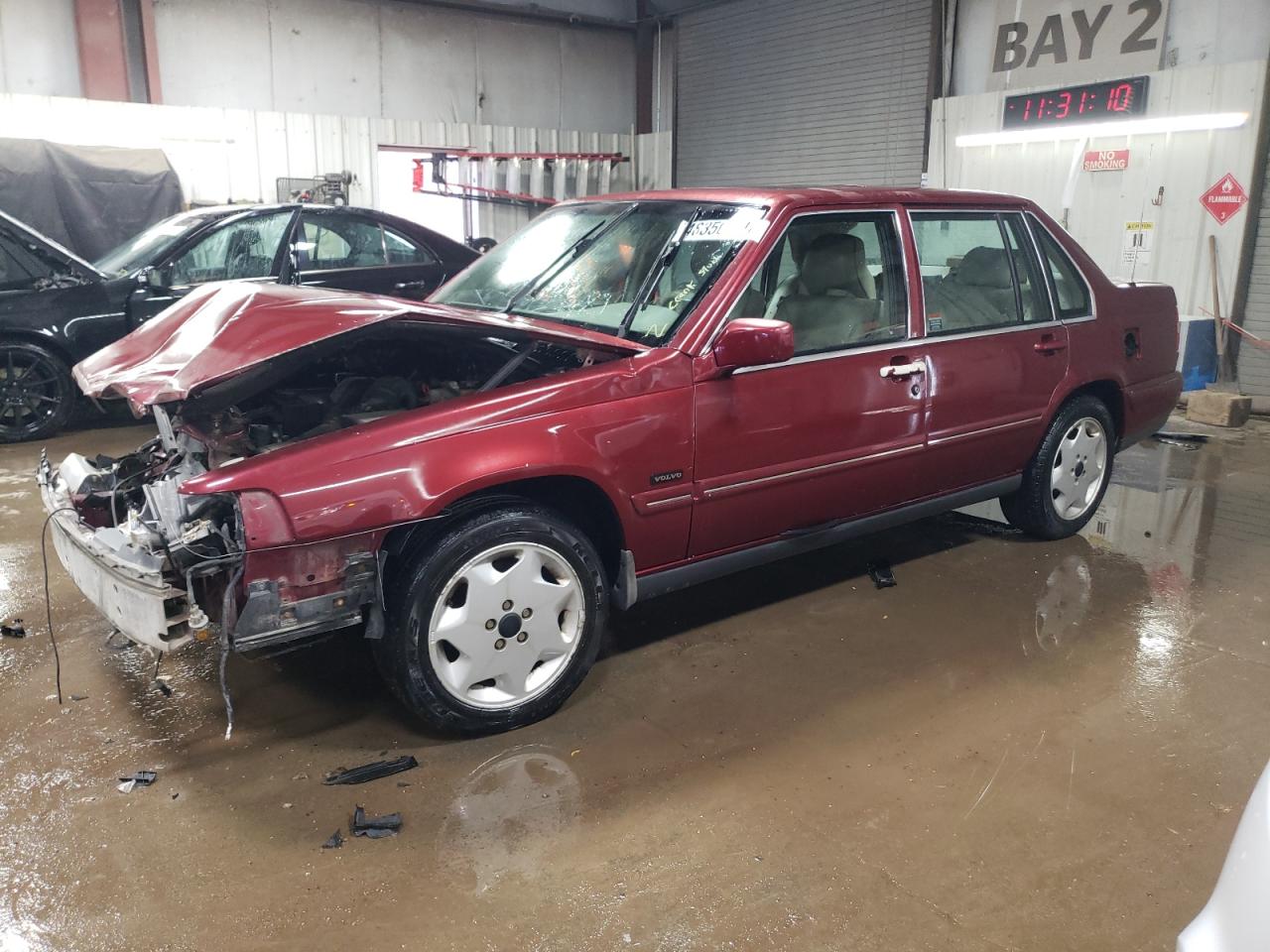 1997 Volvo 960 იყიდება Elgin-ში, IL - Front End