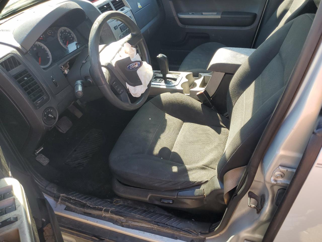 2008 Ford Escape - Image 7