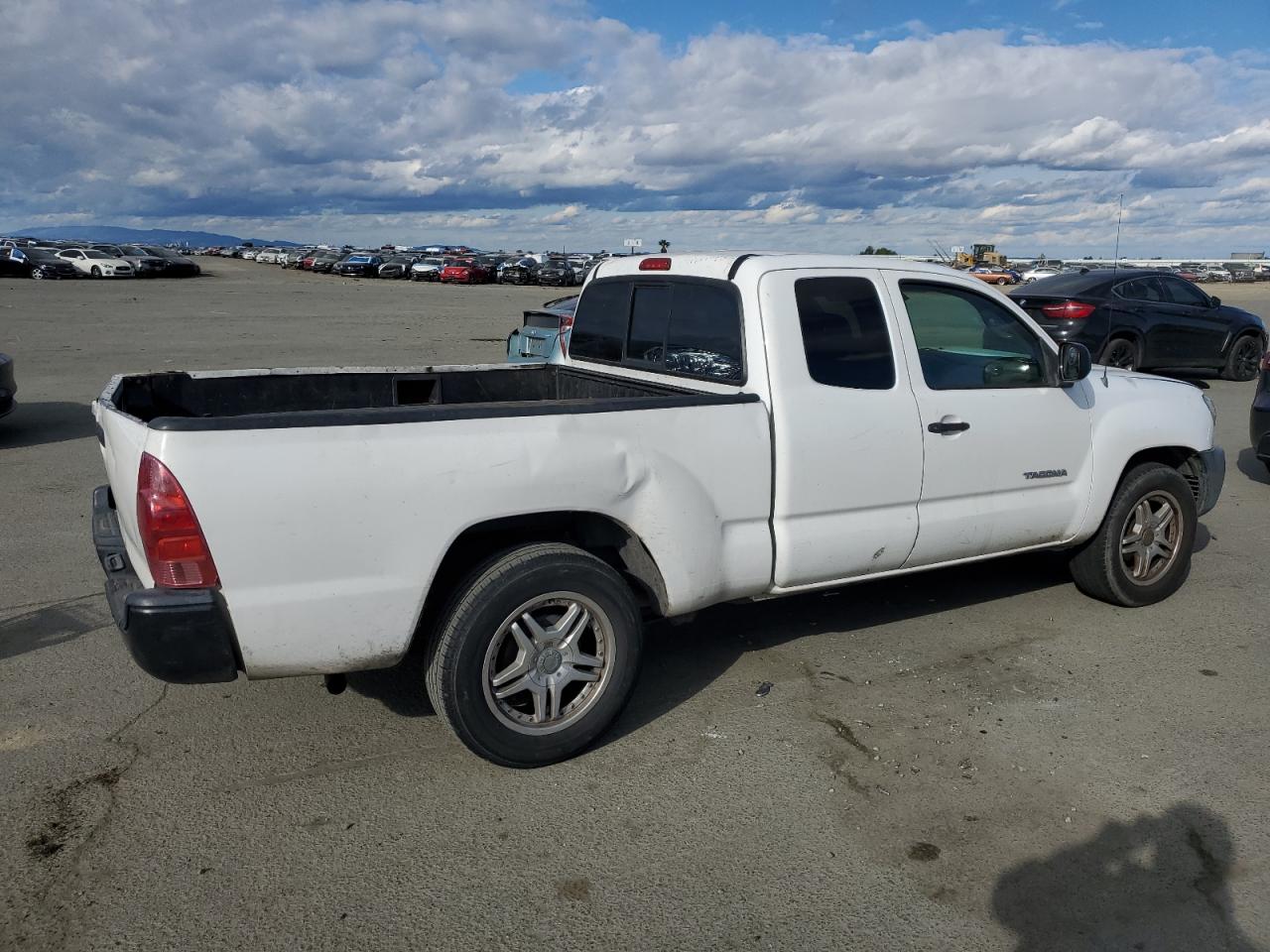 2005 Toyota Tacoma - Image 3