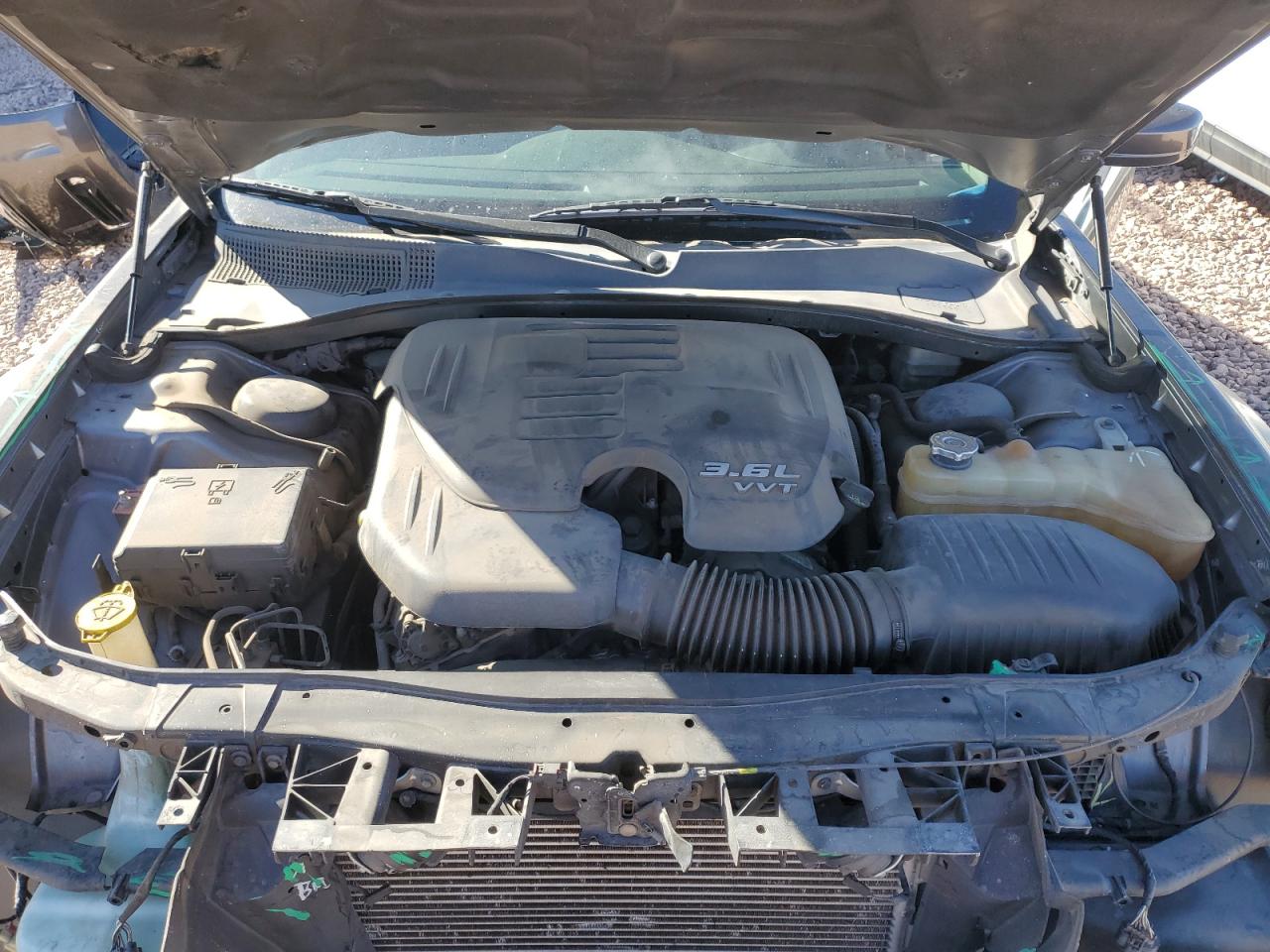 2013 Chrysler 300 - Image 11
