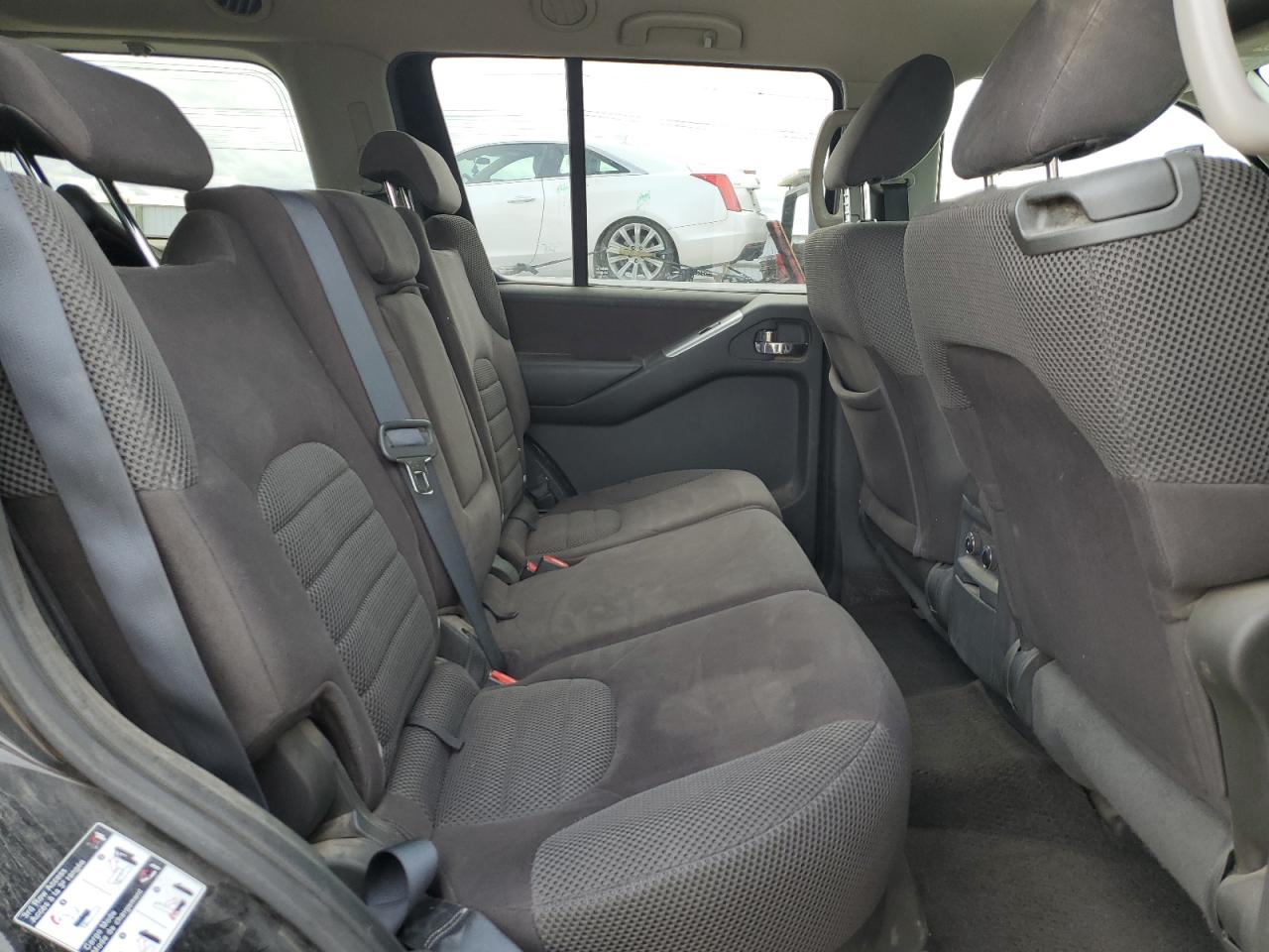 2011 Nissan Pathfinder - Image 12