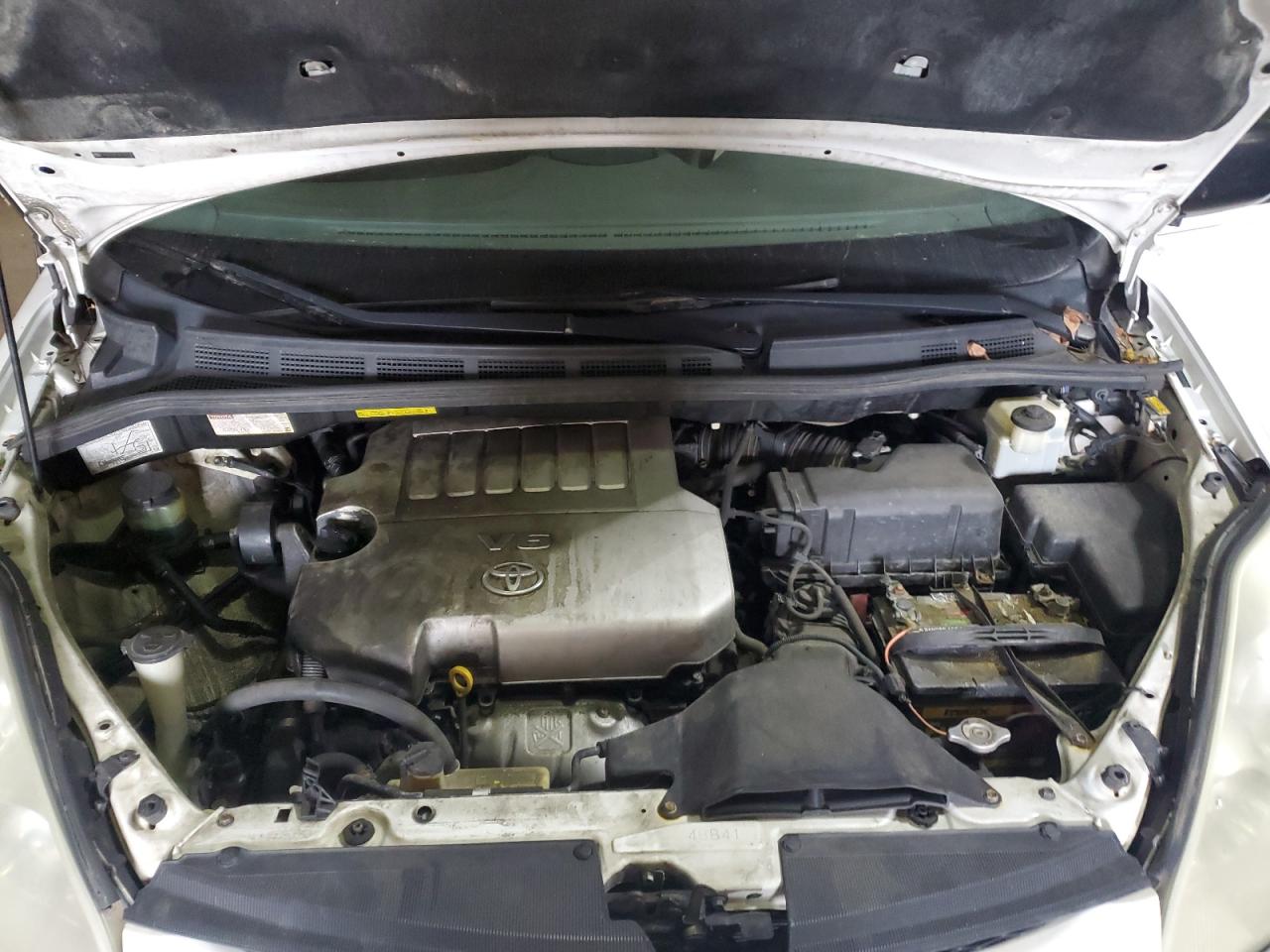 2008 Toyota Sienna - Image 12