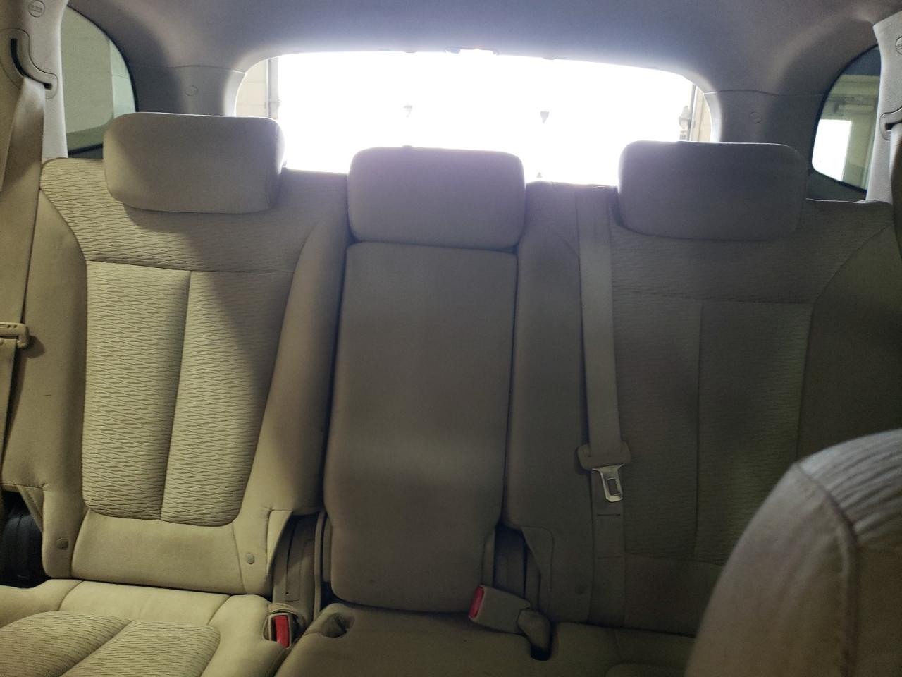 2008 Hyundai Santa Fe - Image 10