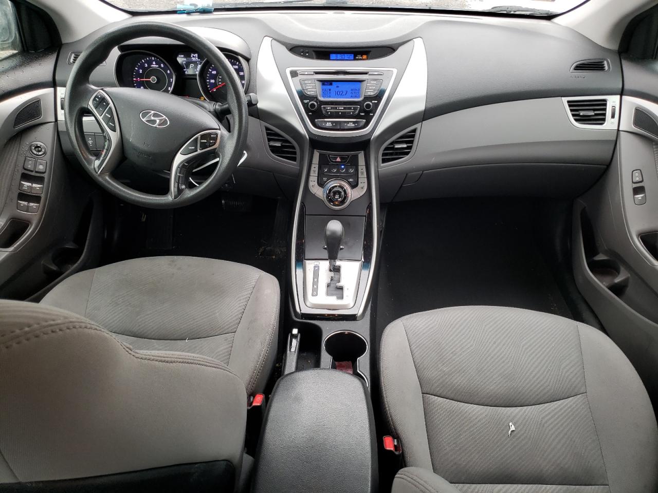 2013 Hyundai Elantra - Image 8