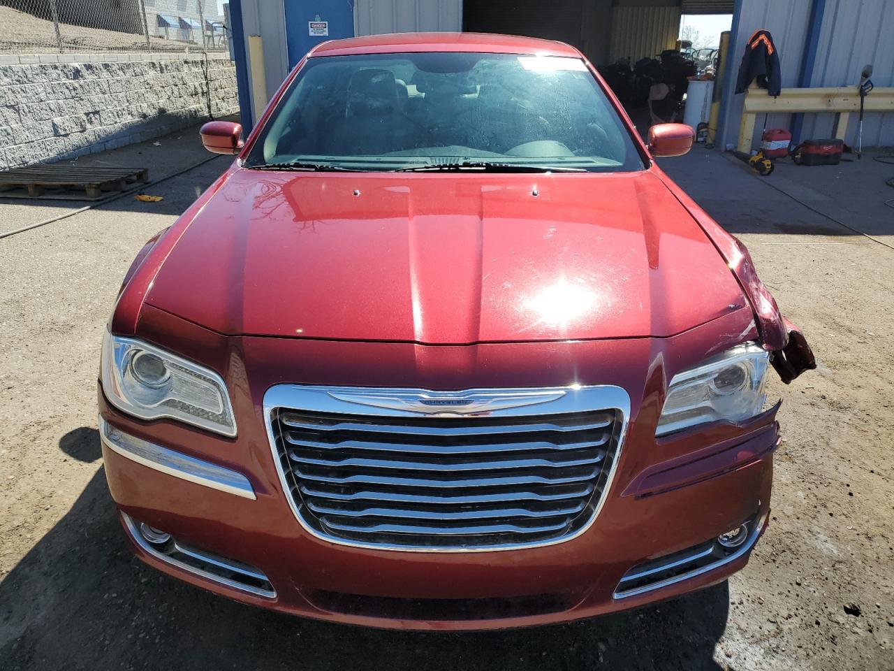 2013 Chrysler 300 - Image 5