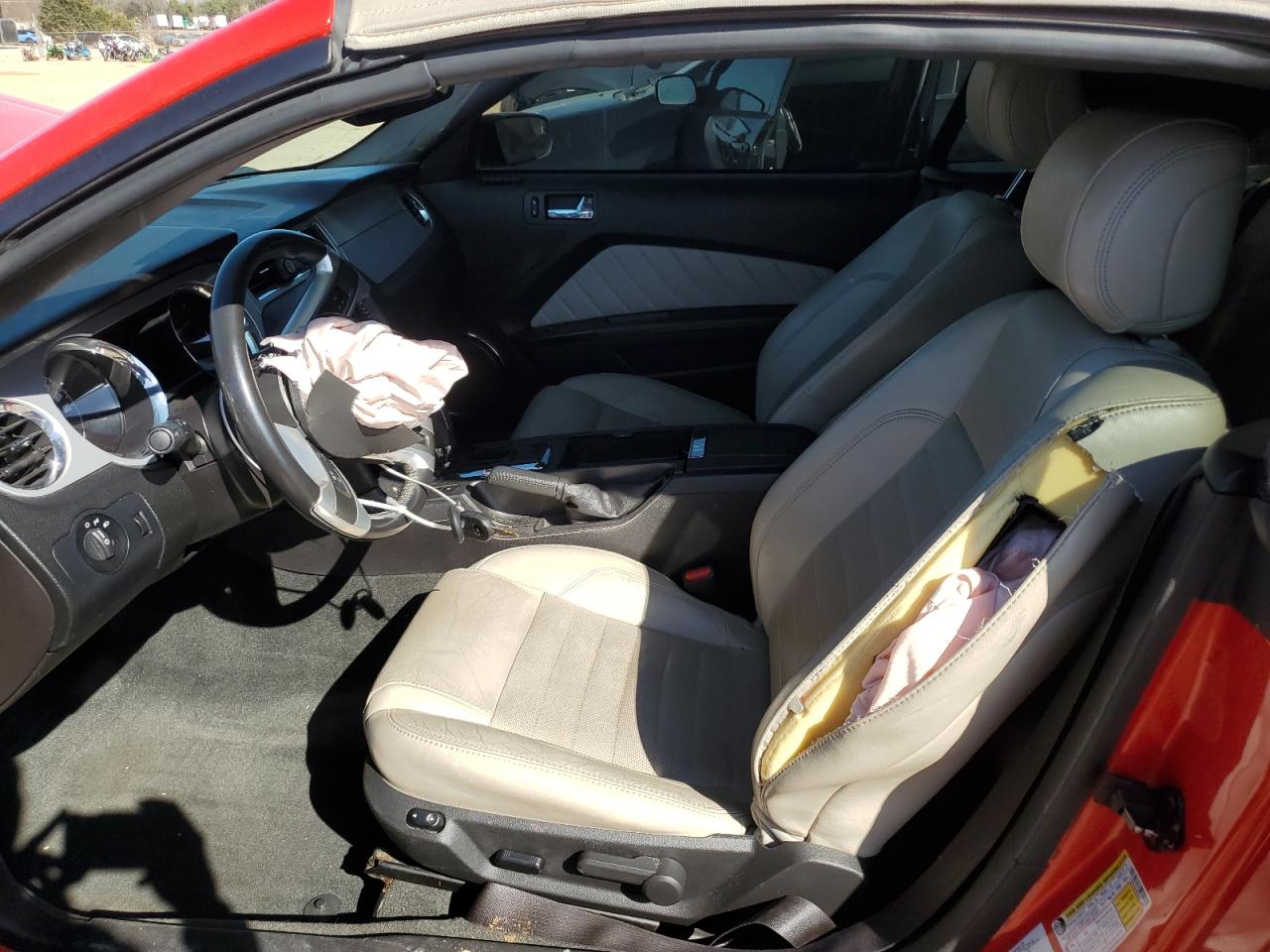2014 Ford Mustang - Image 7