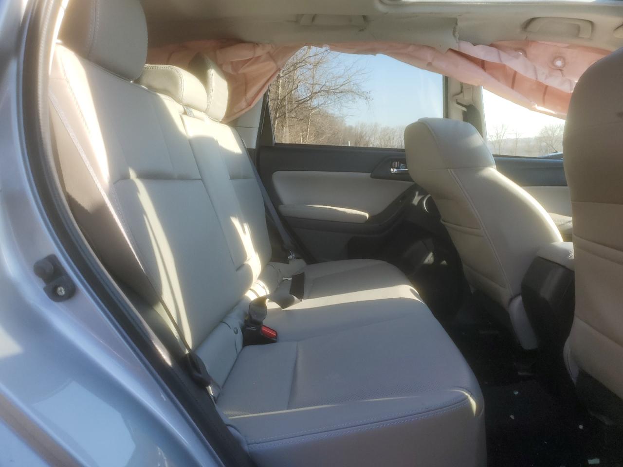 2016 Subaru Forester - Image 12