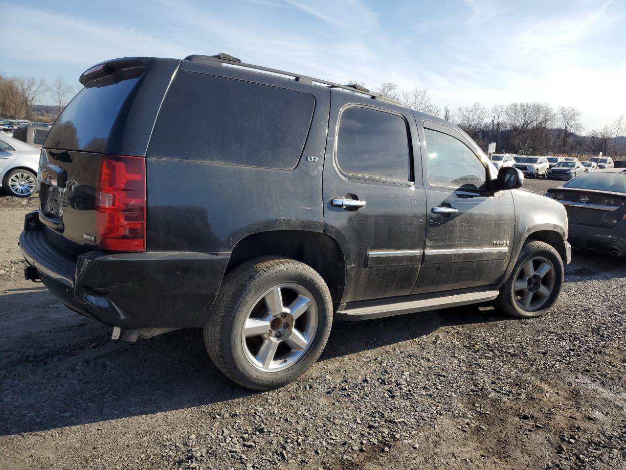 2012 Chevrolet Tahoe - Image 3