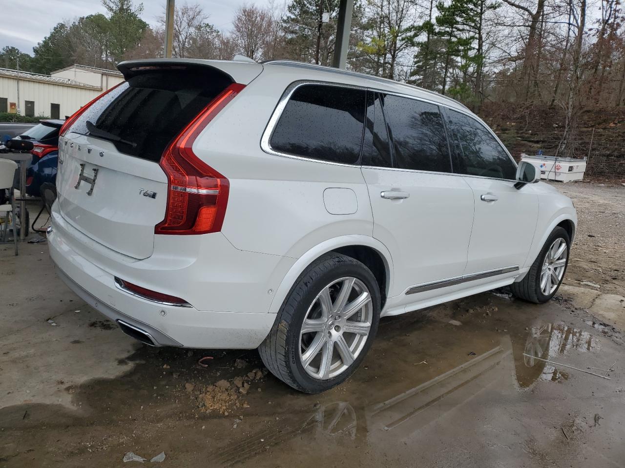 2016 Volvo XC90 - Image 3