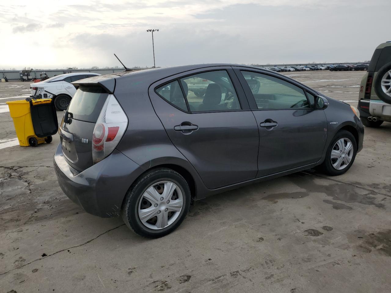 2013 Toyota Prius - Image 3