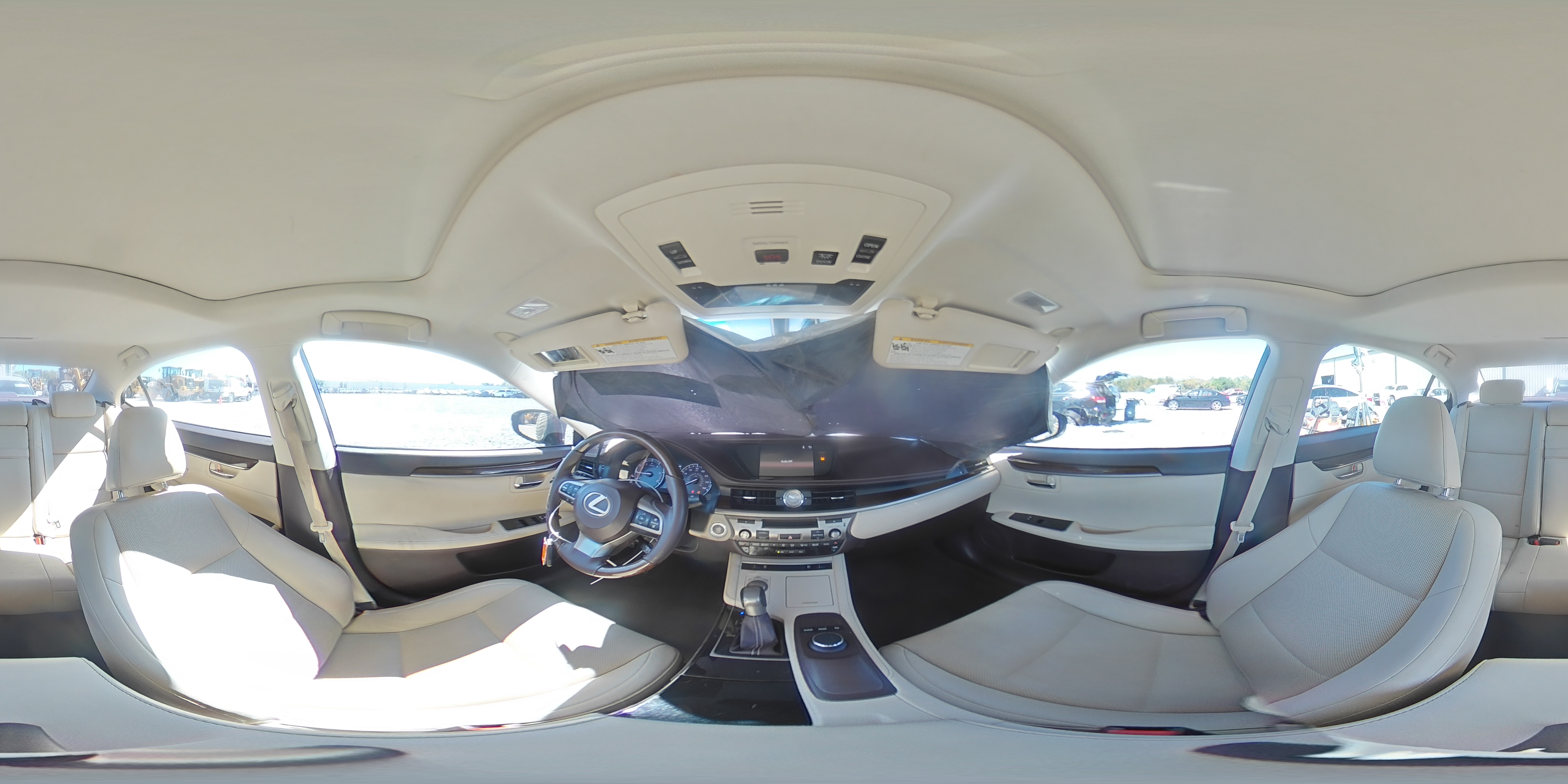 2016 Lexus ES - Image 14