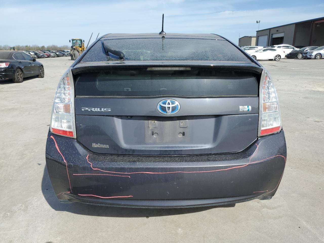 2011 Toyota Prius - Image 6