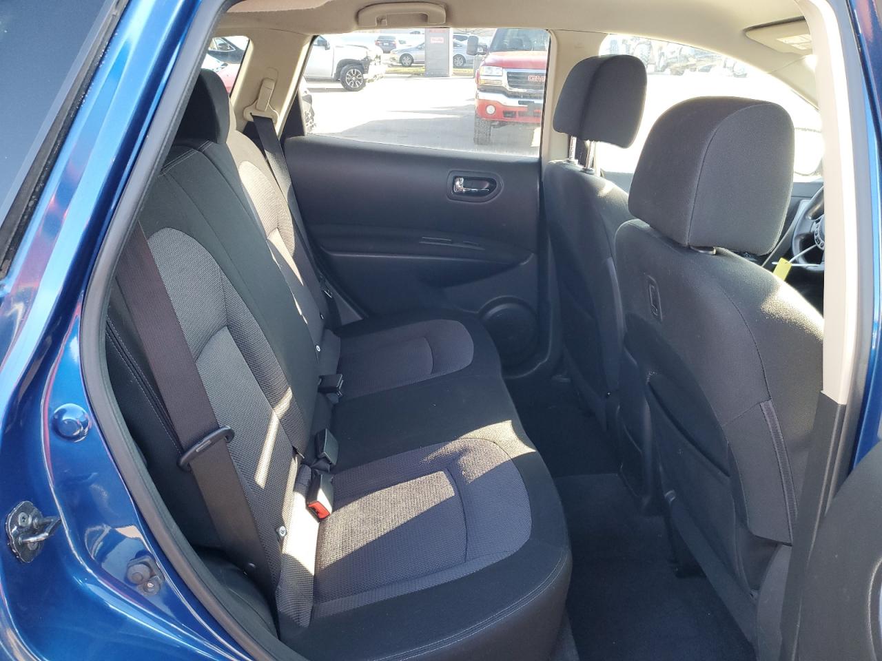 2011 Nissan Rogue - Image 11