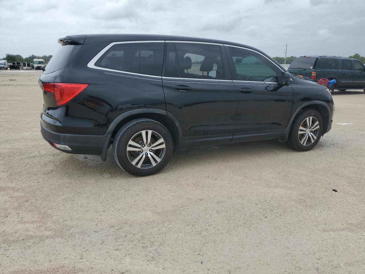 2016 Honda Pilot - Image 3
