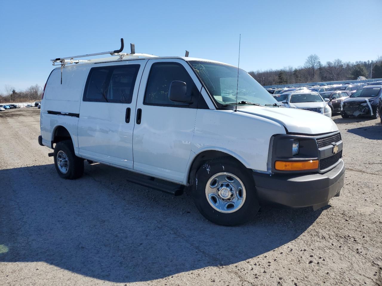 2015 Chevrolet Express - Image 4