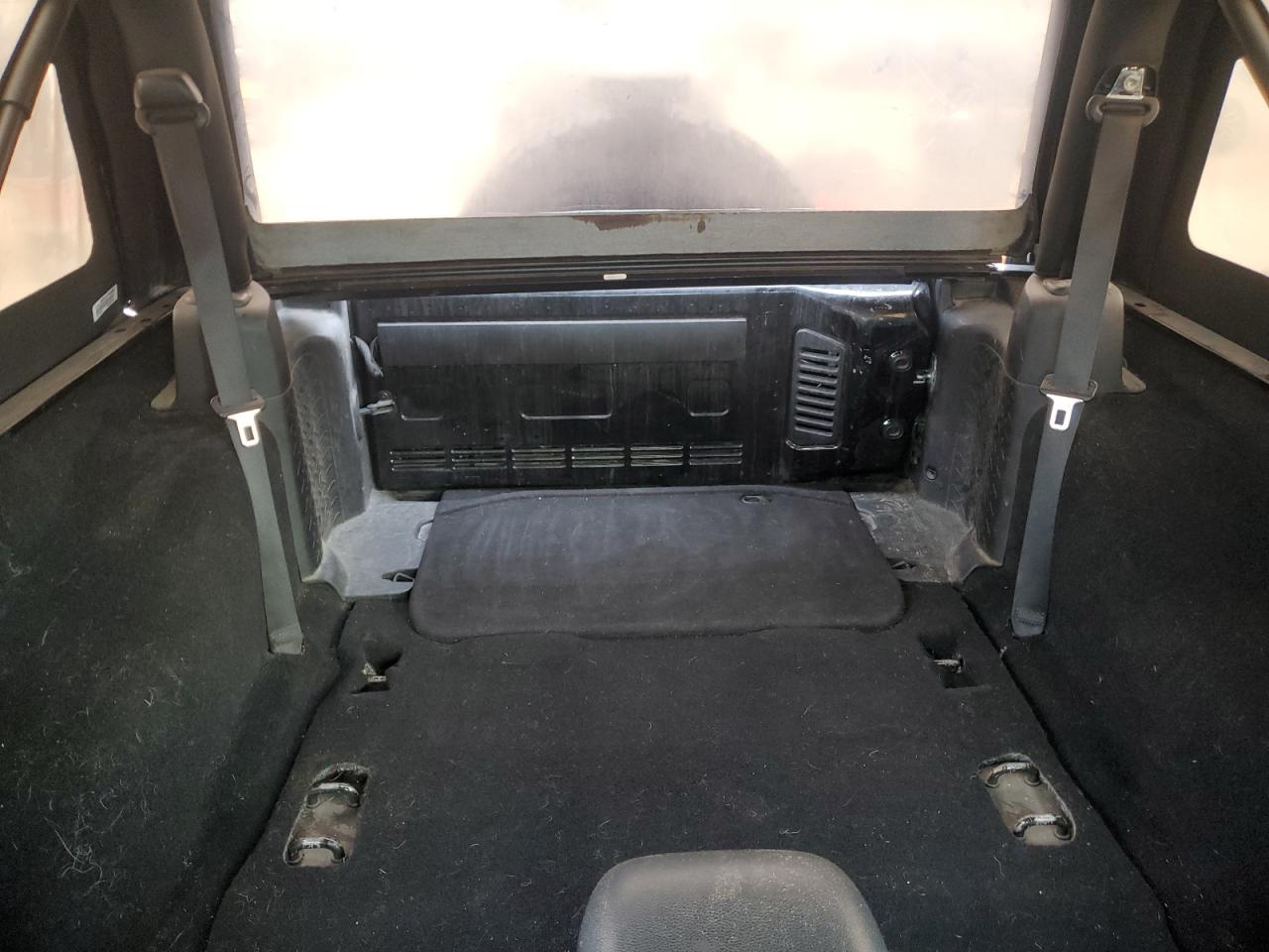 2012 Jeep Wrangler - Image 10