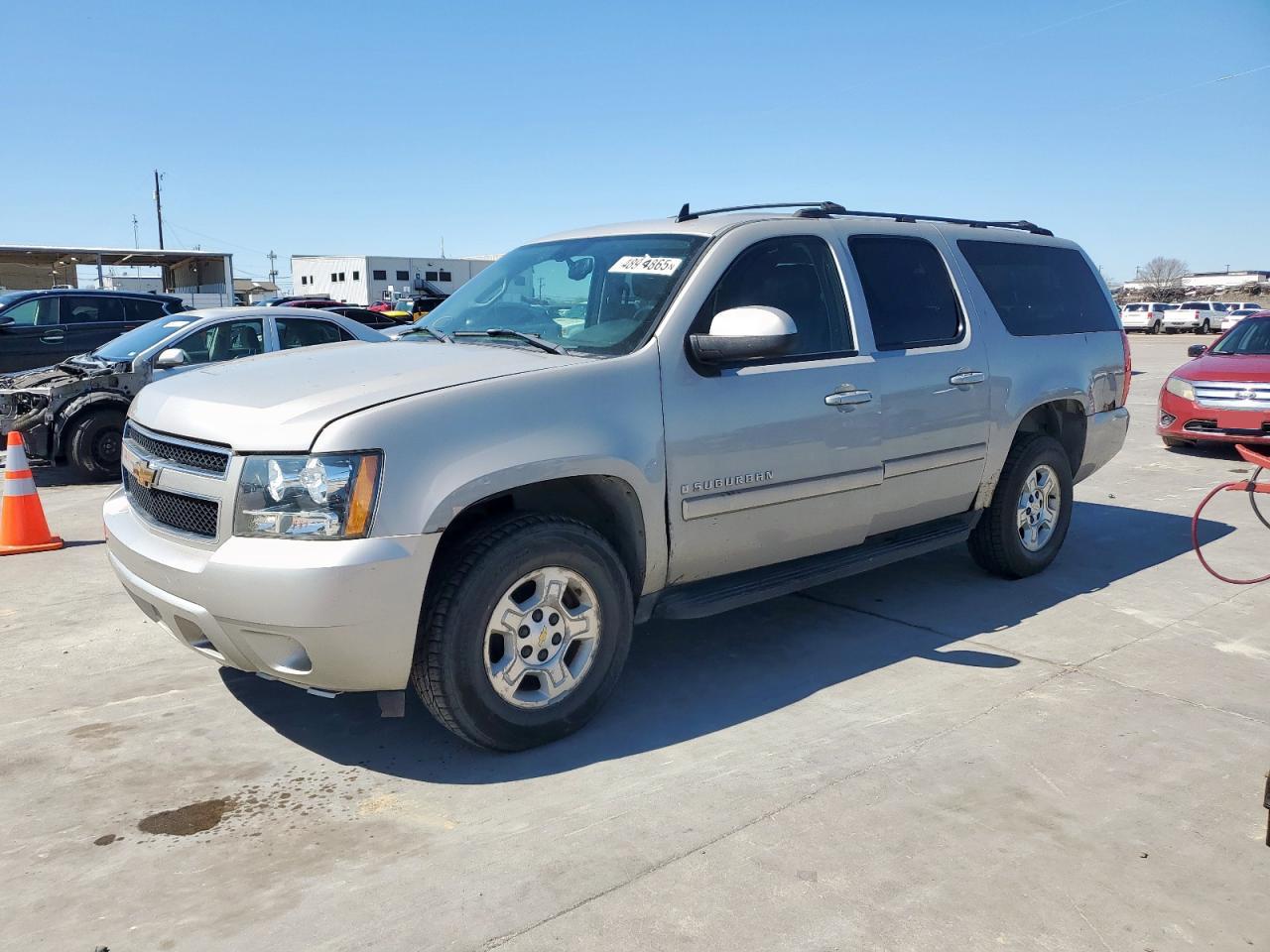 2007 Chevrolet Suburban - Image 1