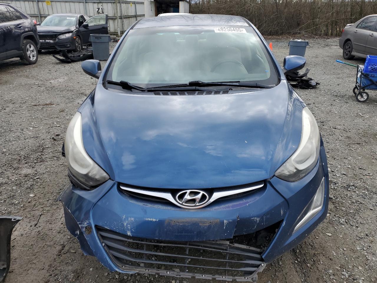 2014 Hyundai Elantra - Image 5