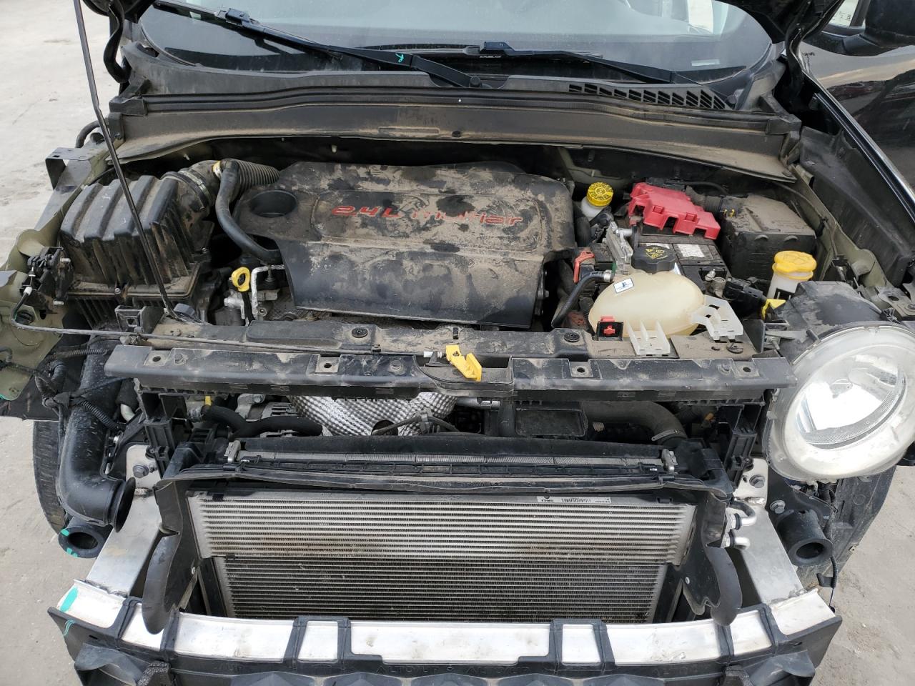 2020 Jeep Renegade - Image 11