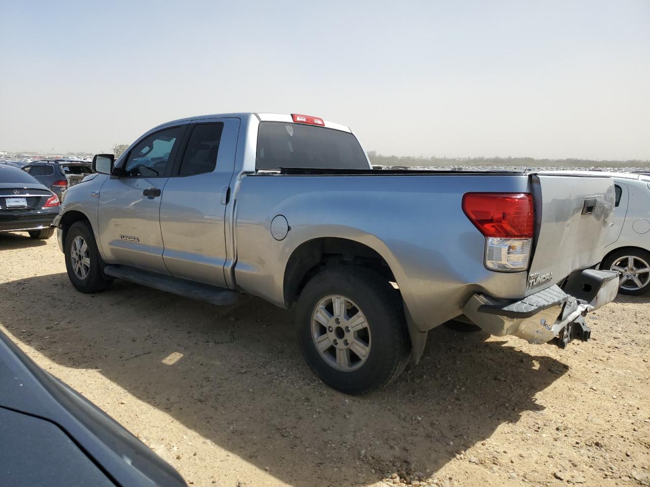2013 Toyota Tundra - Image 2