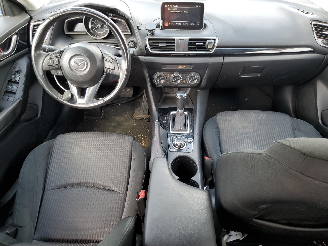 2016 Mazda 3 - Image 8