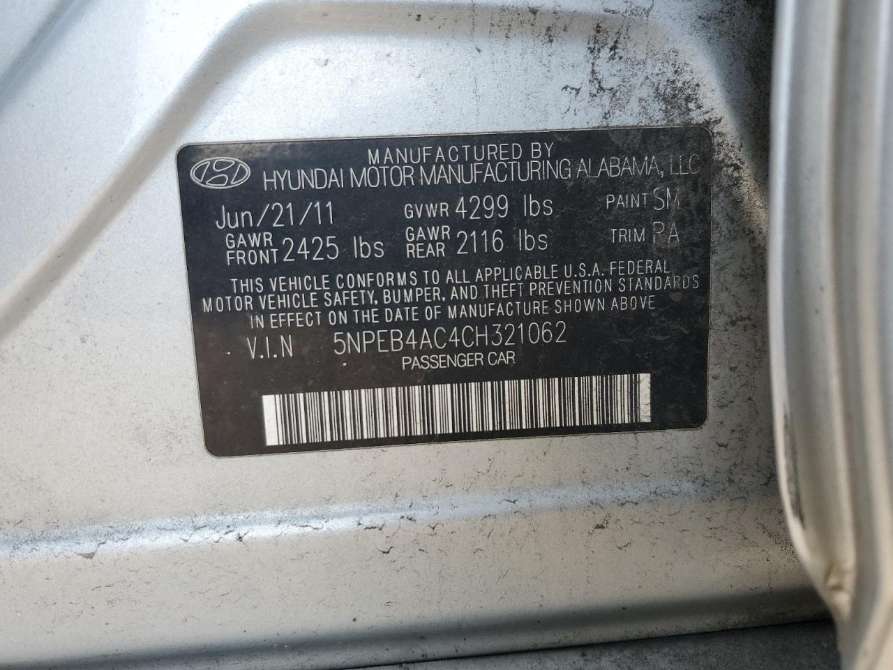 2012 Hyundai Sonata - Image 12
