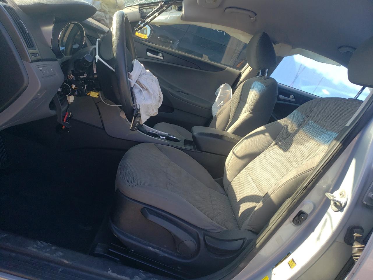 2013 Hyundai Sonata - Image 7