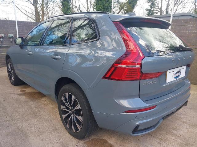 2023 VOLVO XC60 + B5