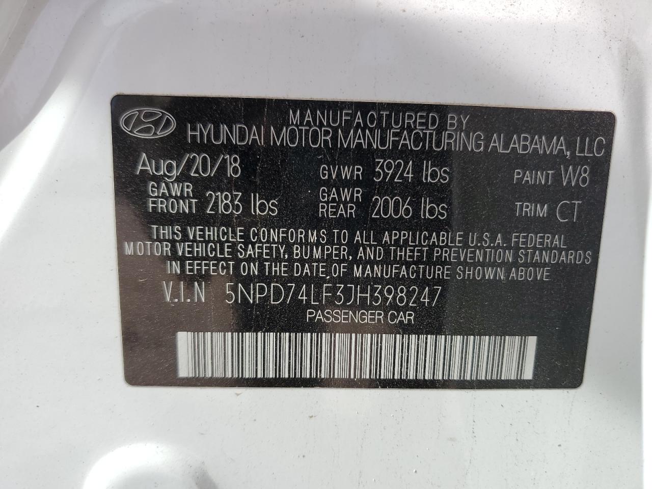 2018 Hyundai Elantra - Image 12