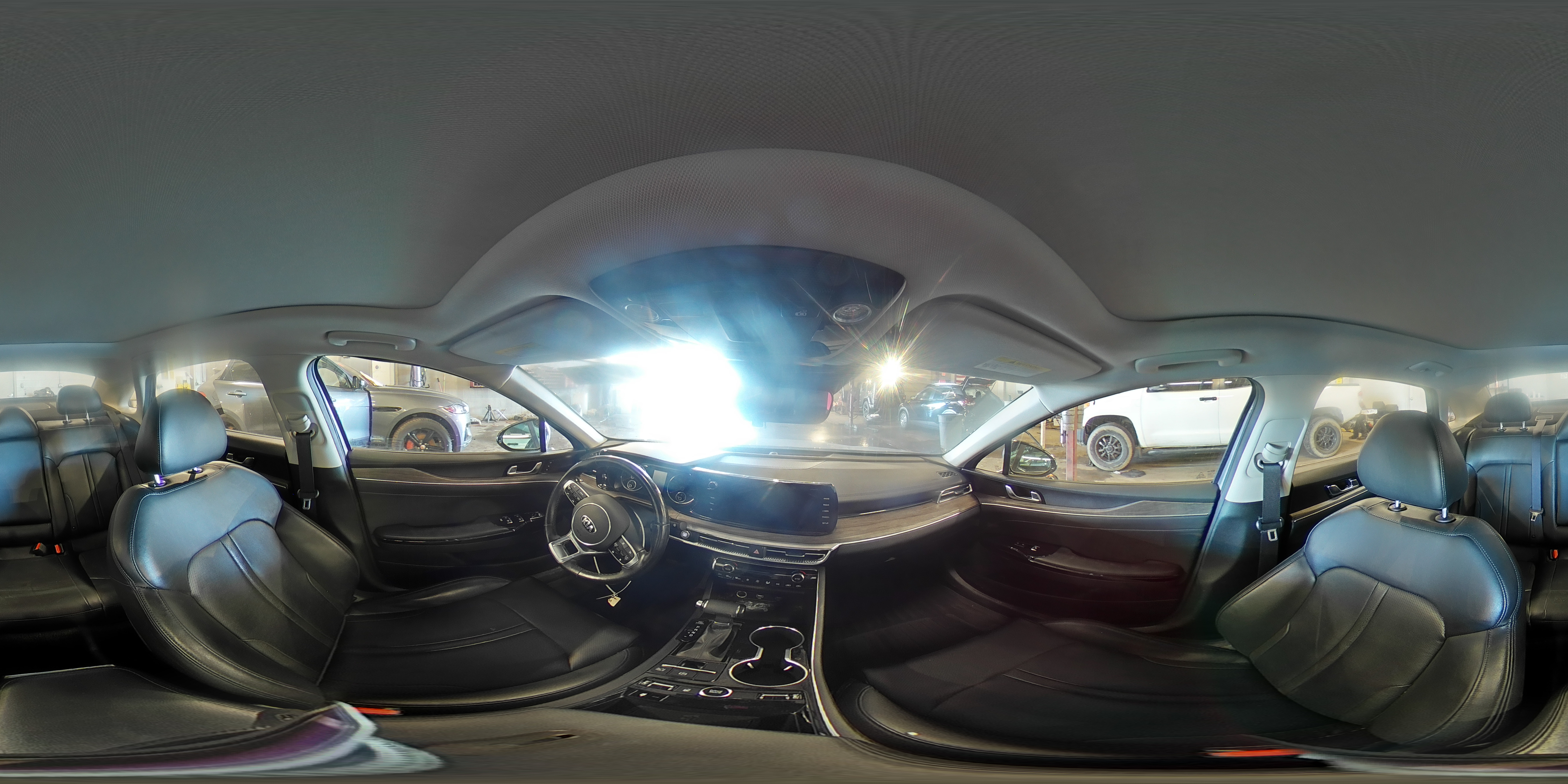 2021 Kia K5 - Image 15