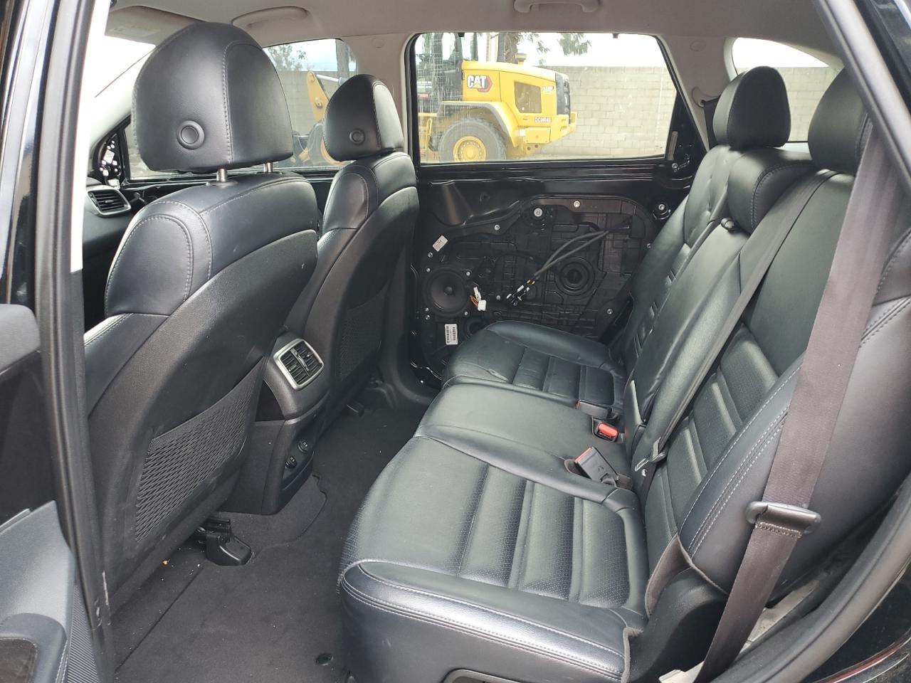 2018 Kia Sorento - Image 11