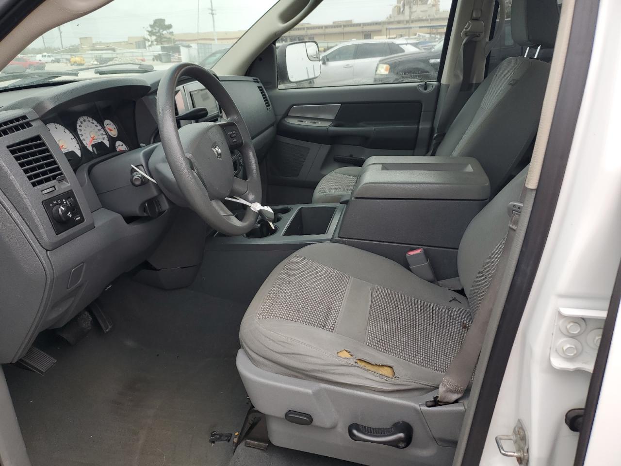 2007 Dodge RAM - Image 7
