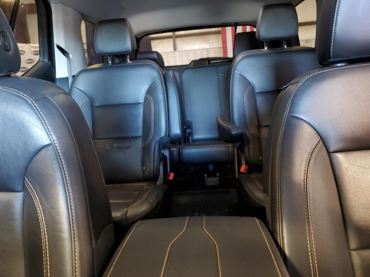 2021 Chevrolet Traverse - Image 10