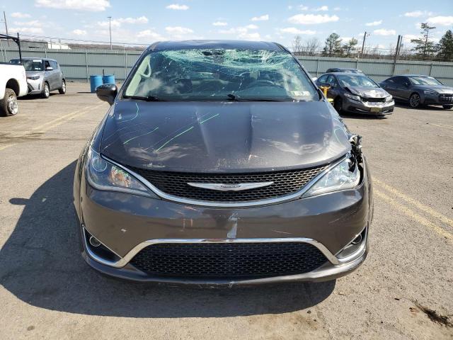  CHRYSLER PACIFICA 2017 Charcoal