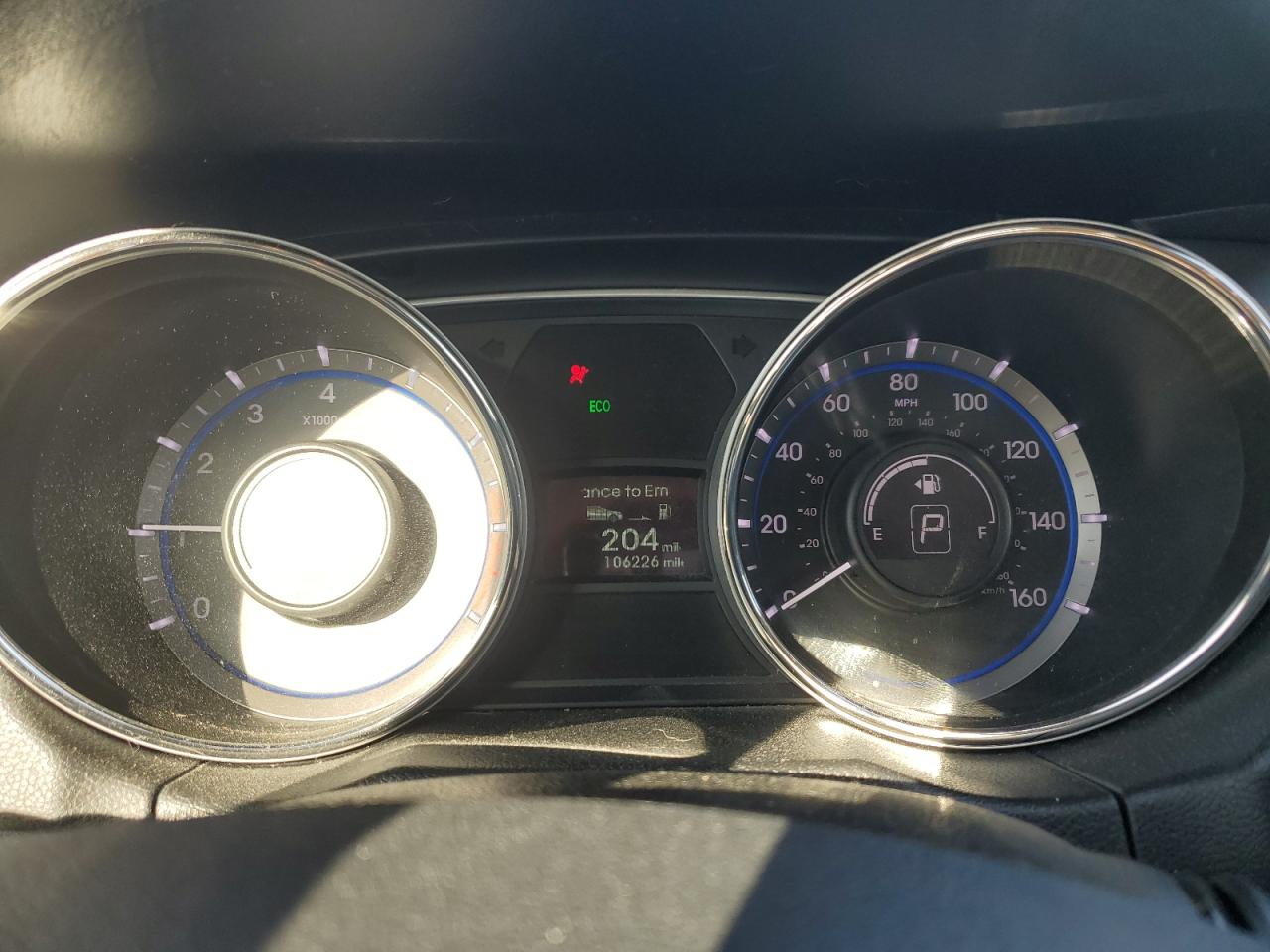 2013 Hyundai Sonata - Image 9