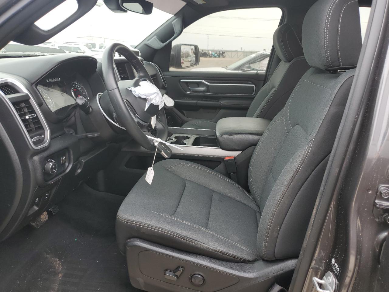 2022 RAM 1500 - Image 7