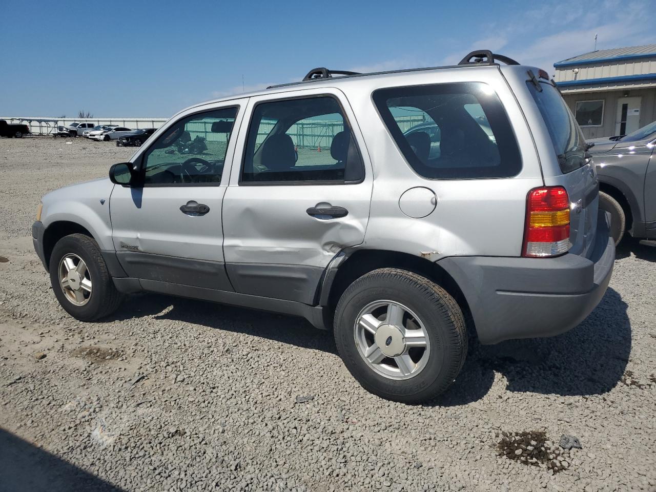 2002 Ford Escape - Image 2