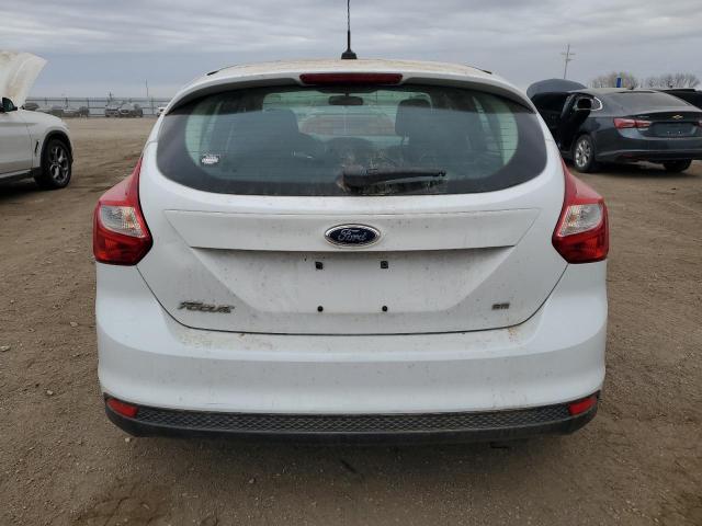  FORD FOCUS 2012 Белы