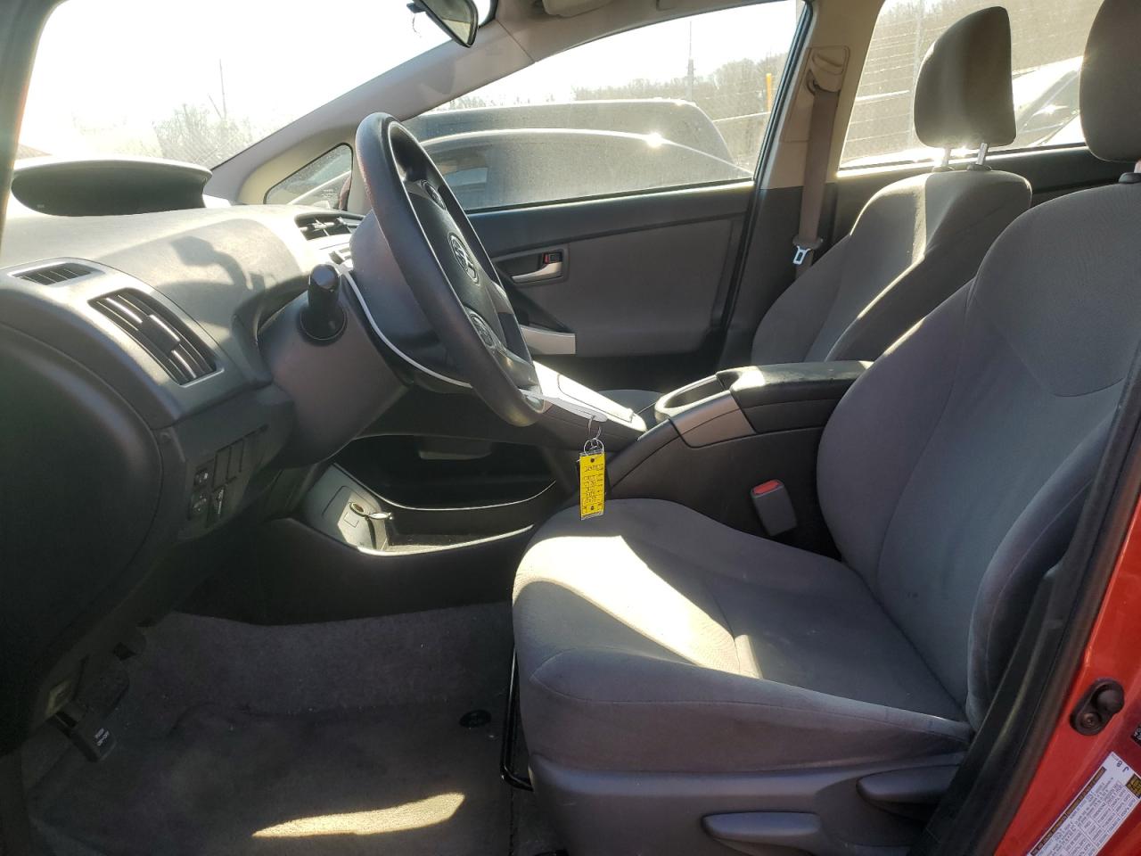 2014 Toyota Prius - Image 7