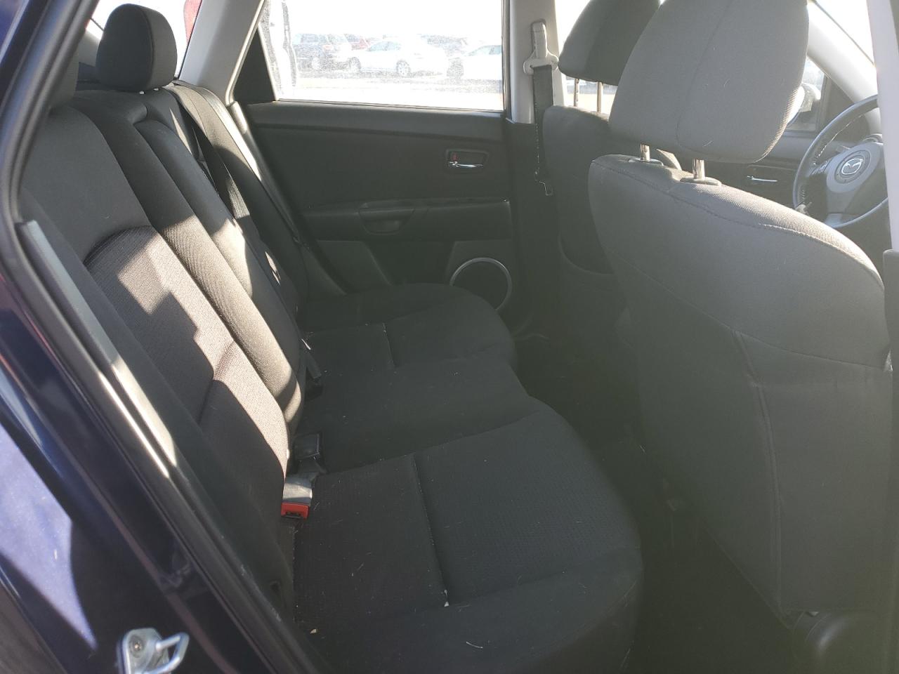 2009 Mazda 3 - Image 10